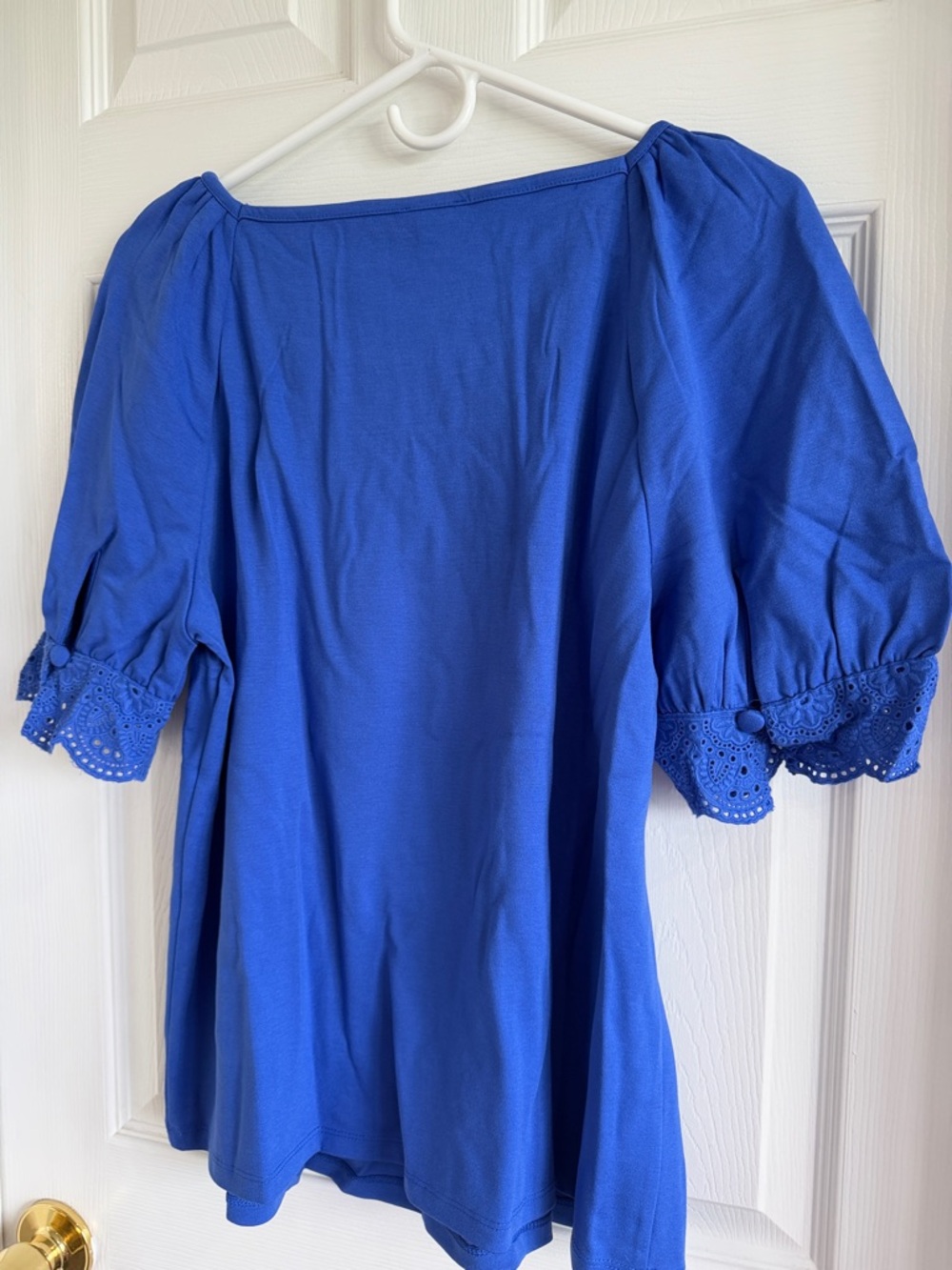 NWT Ann Taylor Cobalt Blue Puff Sleeve Eyelet Cuff Top - Picture 9 of 9